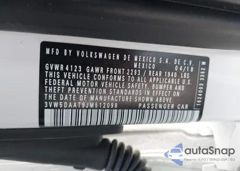 2018 Volkswagen Beetle 2.0T Coast/2.0T S/2.0T Se z USA, uszkodzony, nr VIN 3VW5DAAT9JM512098